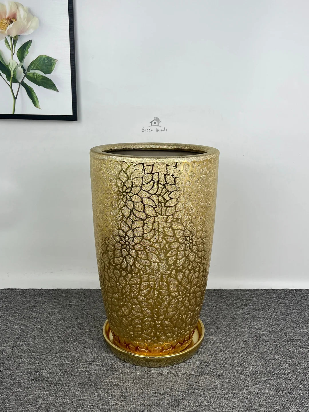 Golden Ceramic VIP Planters - Elevate UAE Homes with Luxury & Style - Image 4